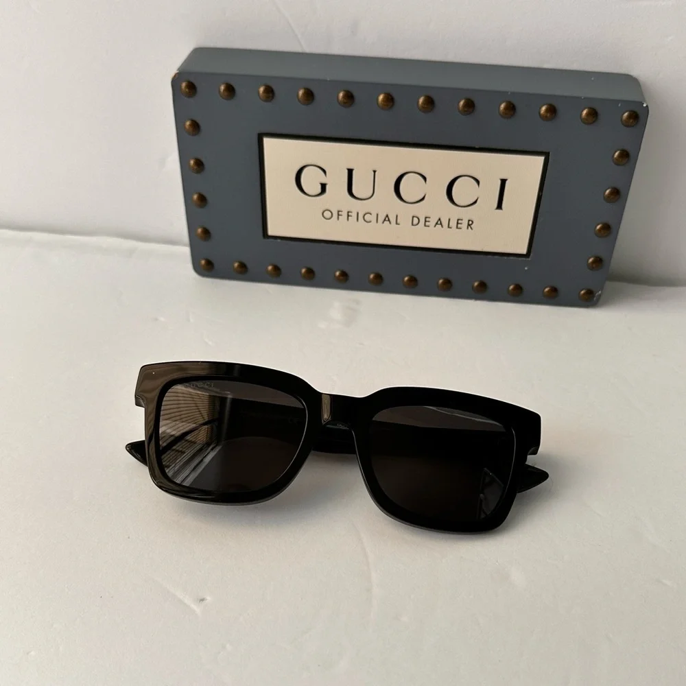 Authentic Gucci Smoke Square Men's Sunglasses GG0001SN 001